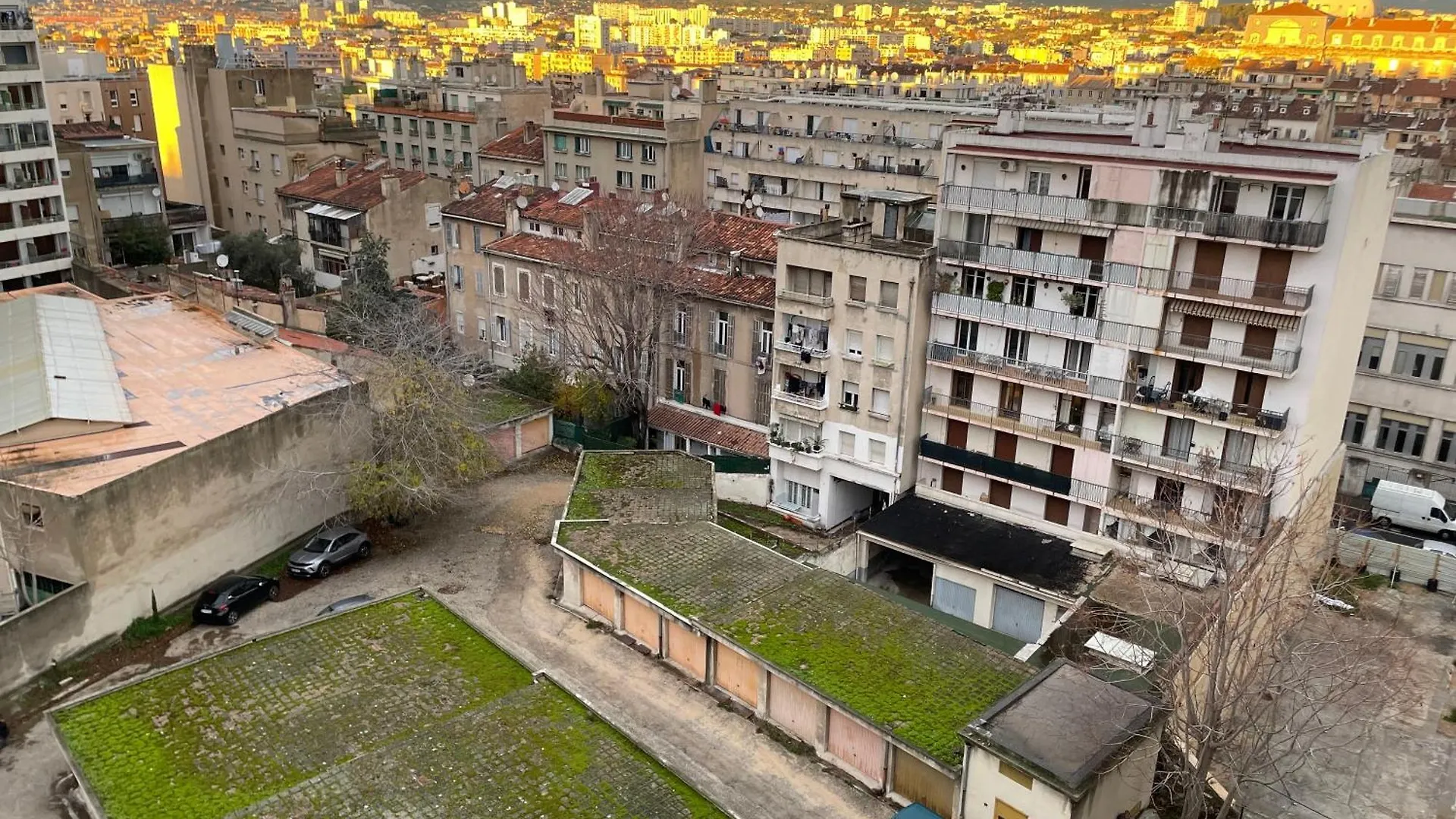 4 Personnes Appart 60 M2 Terrasse 35M2 Sejour Sud 2 Vraies Chambres Gare Saint-Charles Universite Marseille France